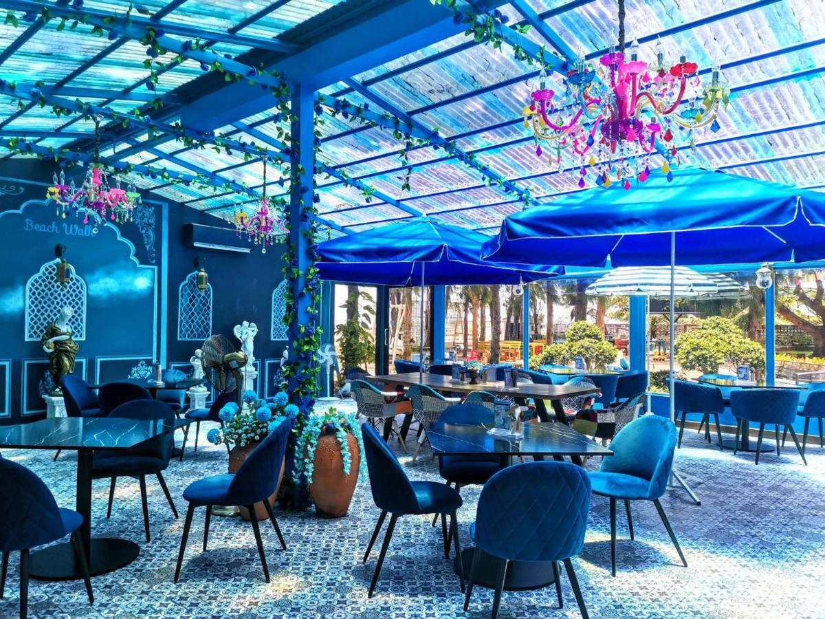 Beach Walk Boutique Resort Bang Saen Exterior photo