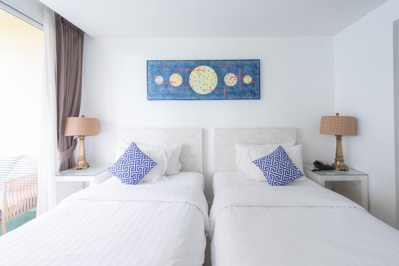Beach Walk Boutique Resort Bang Saen Exterior photo