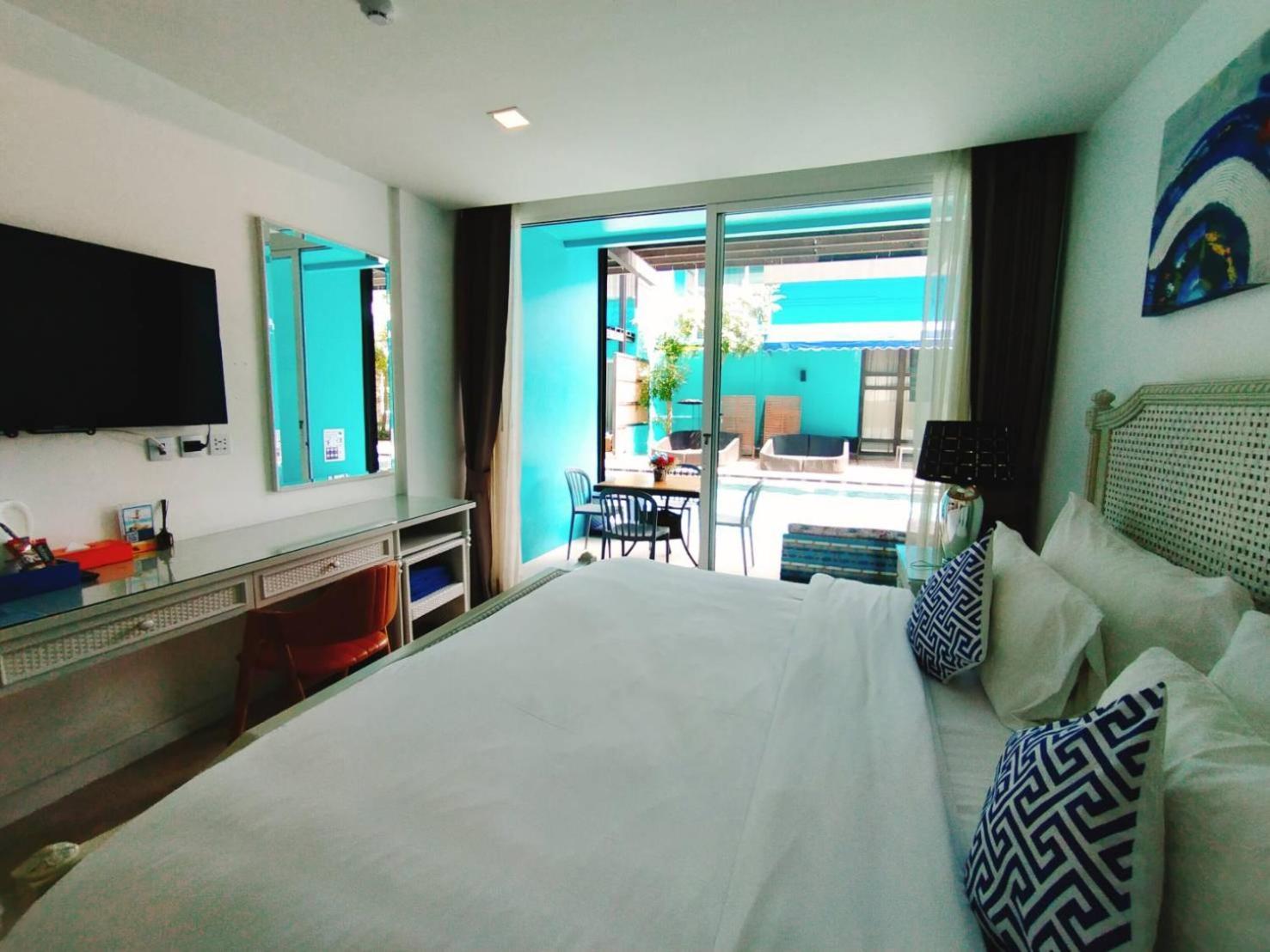 Beach Walk Boutique Resort Bang Saen Room photo