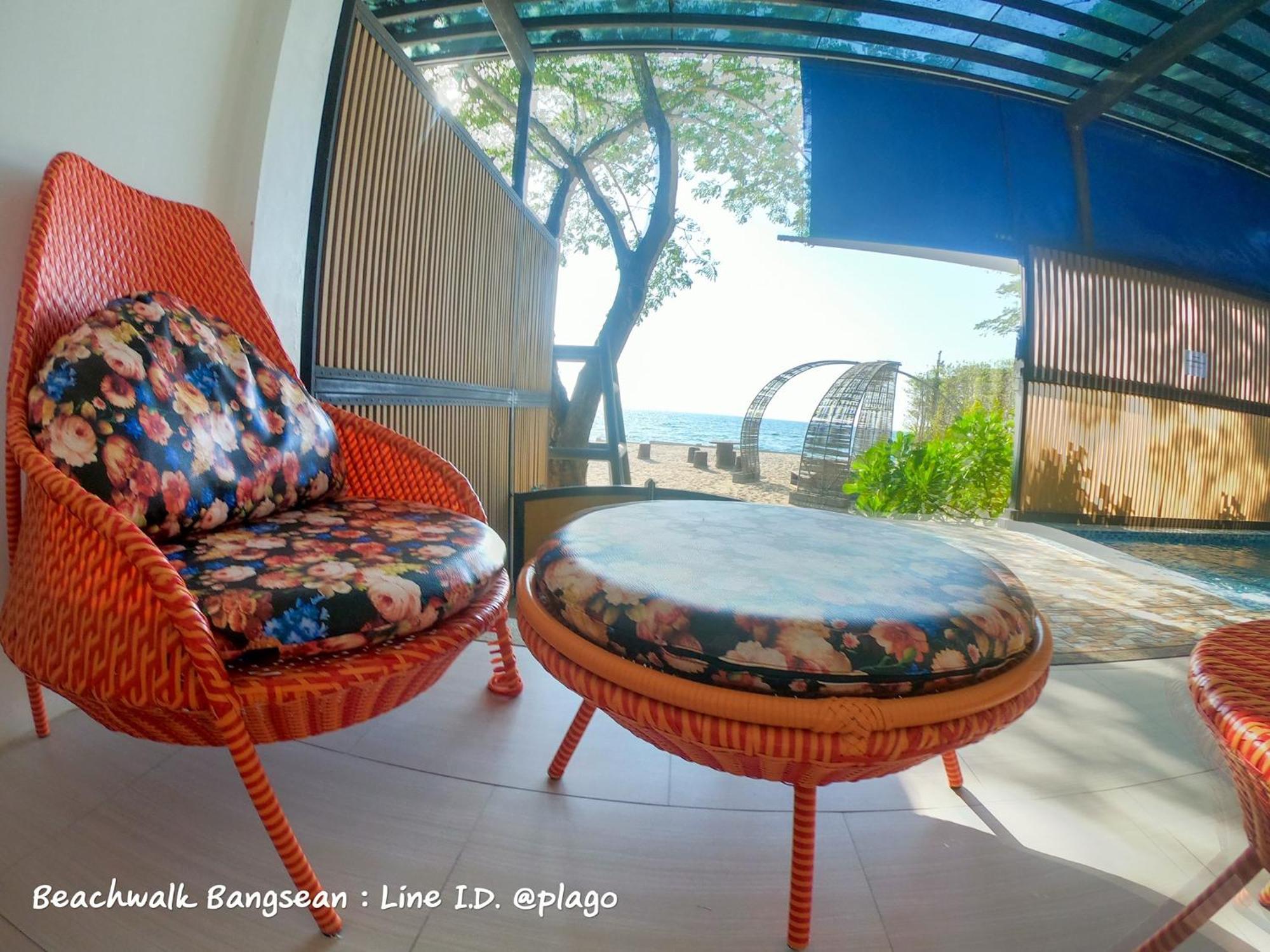Beach Walk Boutique Resort Bang Saen Room photo