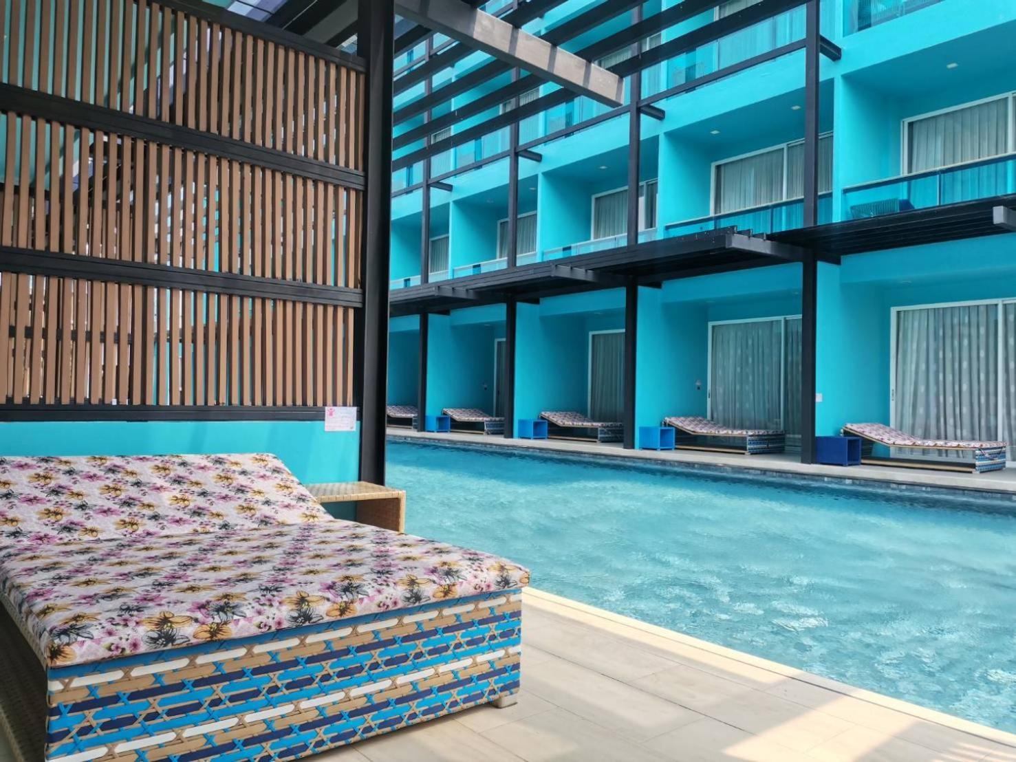 Beach Walk Boutique Resort Bang Saen Room photo